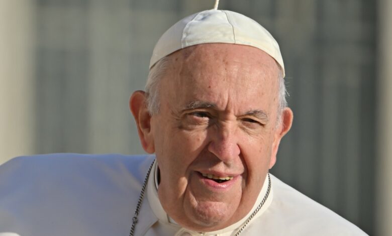 Pope enrolls for Lisbon World Youth Day