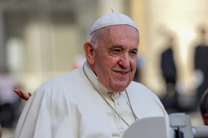 Pope Francis visits South Sudan war victims